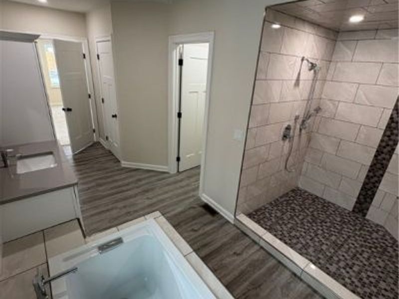 574 & 573 Thrush Drive, Roaming Shores, OH 44084 Photo 20