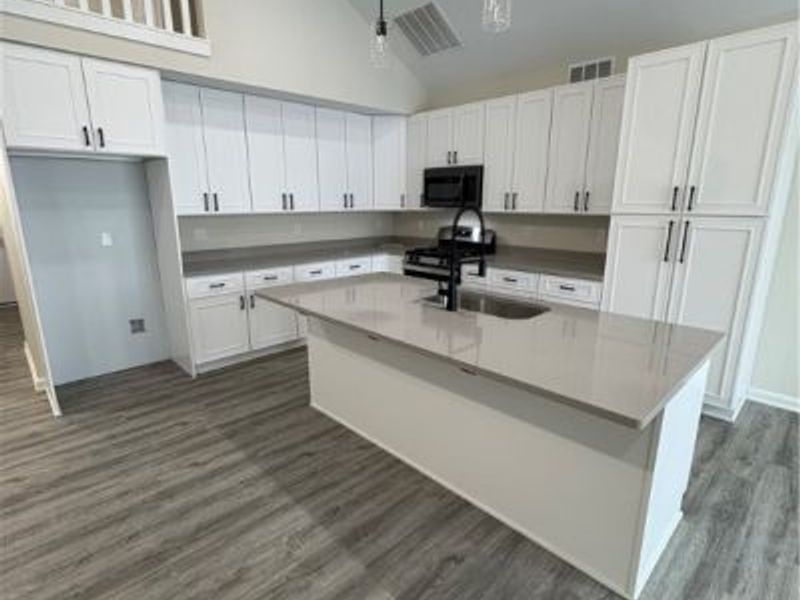 574 & 573 Thrush Drive, Roaming Shores, OH 44084 Photo 3