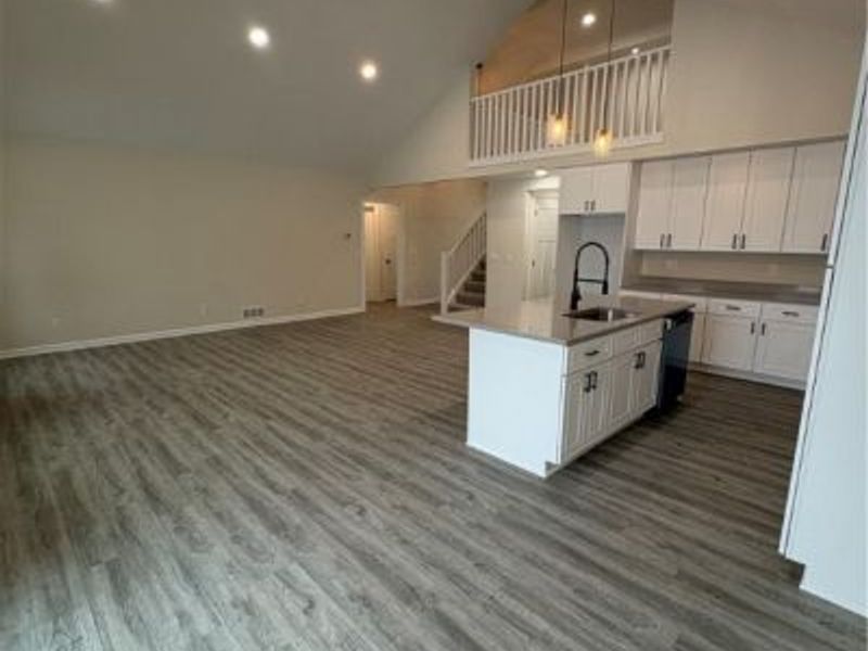 574 & 573 Thrush Drive, Roaming Shores, OH 44084 Photo 7