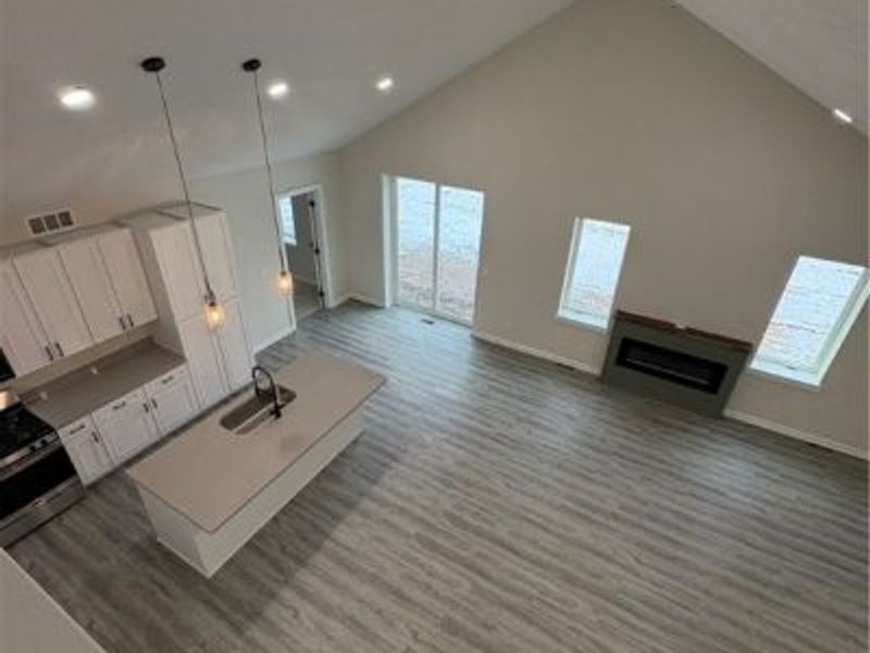 574 & 573 Thrush Drive, Roaming Shores, OH 44084 Photo 9