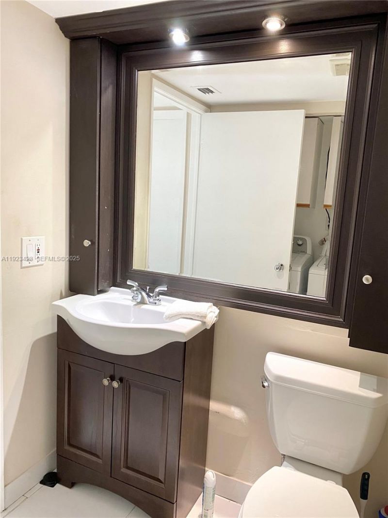 19195 NE 36th Ct, Unit 402, Aventura, FL 33180 Photo