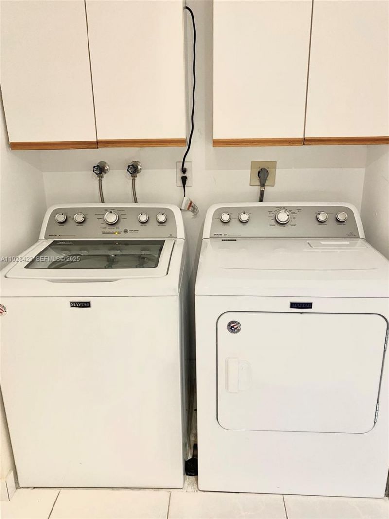 19195 NE 36th Ct, Unit 402, Aventura, FL 33180 Photo