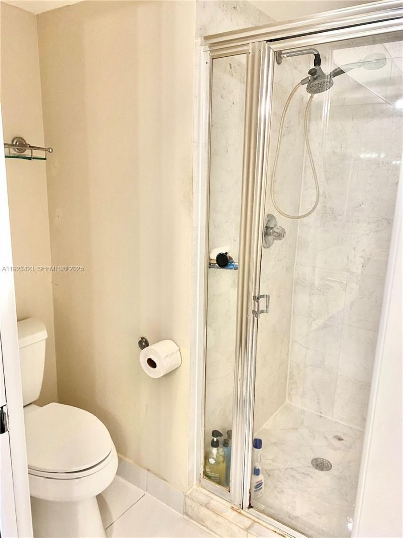 19195 NE 36th Ct, Unit 402, Aventura, FL 33180 Photo