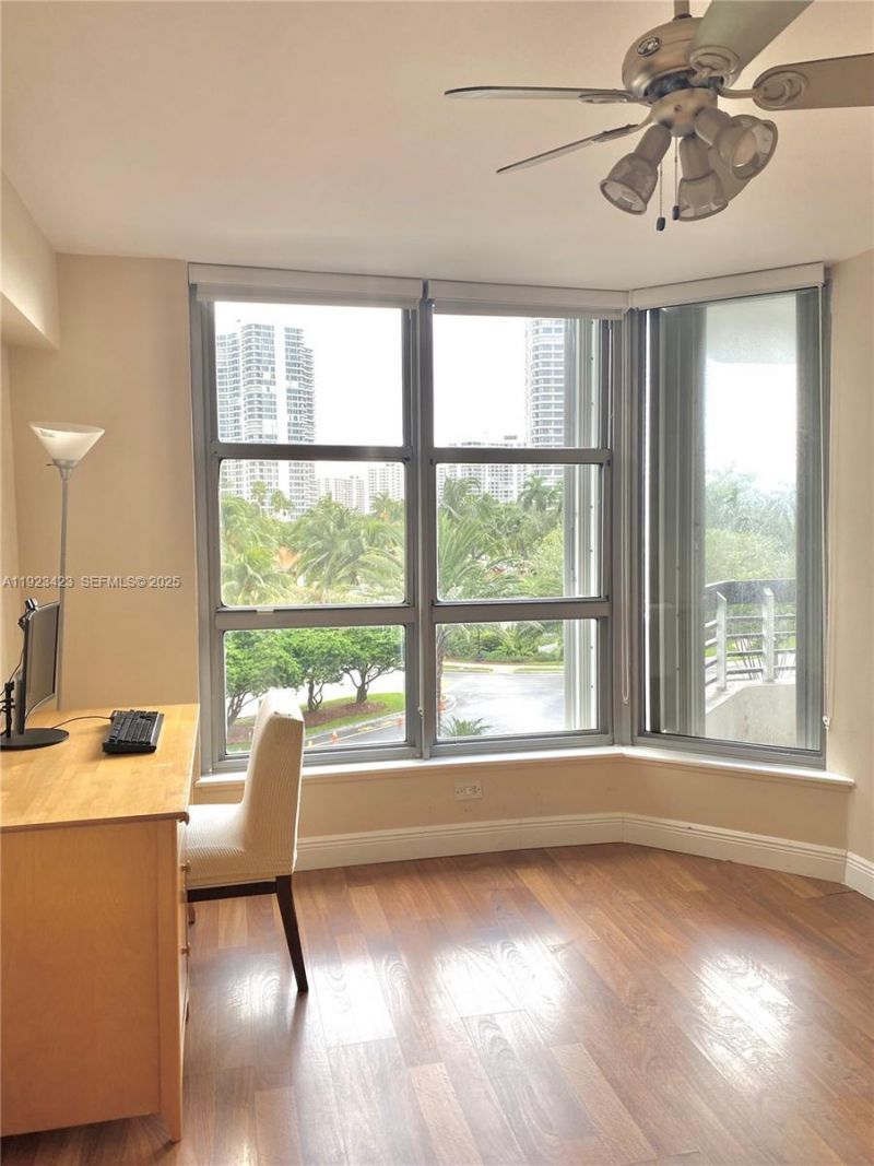 19195 NE 36th Ct, Unit 402, Aventura, FL 33180 Photo