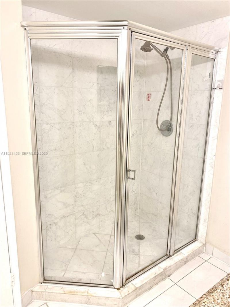 19195 NE 36th Ct, Unit 402, Aventura, FL 33180 Photo