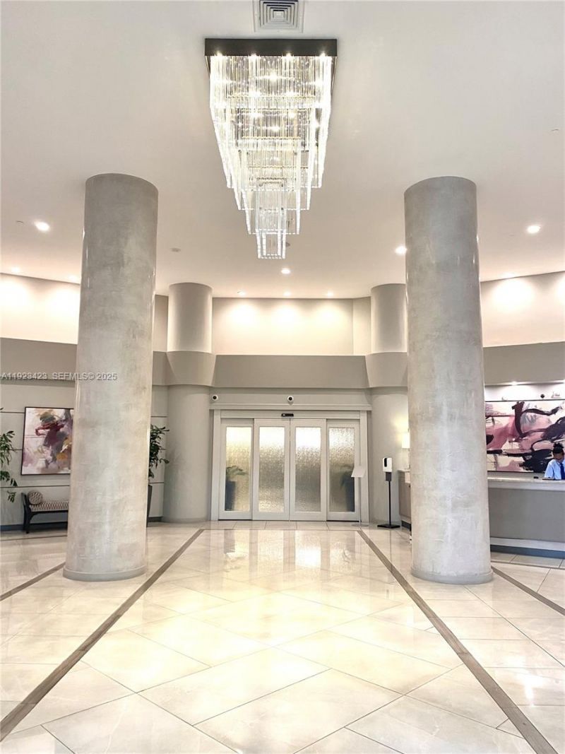 19195 NE 36th Ct, Unit 402, Aventura, FL 33180 Photo