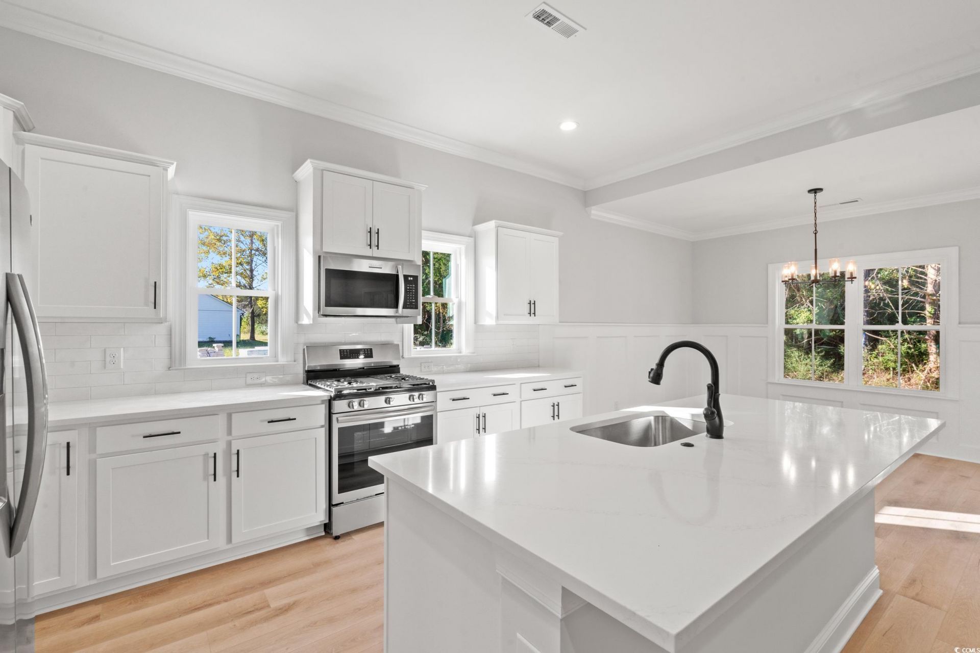 5137 Water Breeze Ct. Photo 6