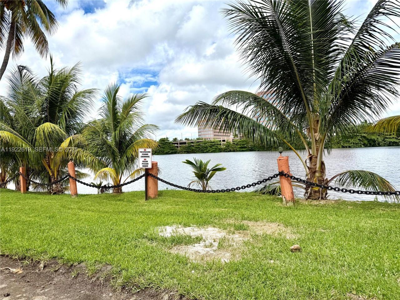 5201 NW 7th St, Unit 212, Miami, FL 33126 Photo