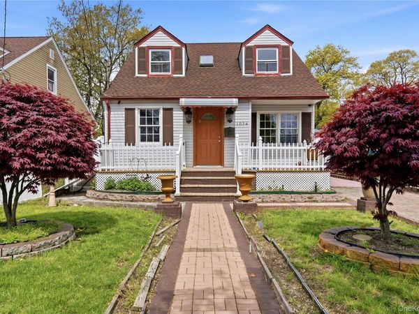 1074 Harrison Street, Uniondale, NY 11553