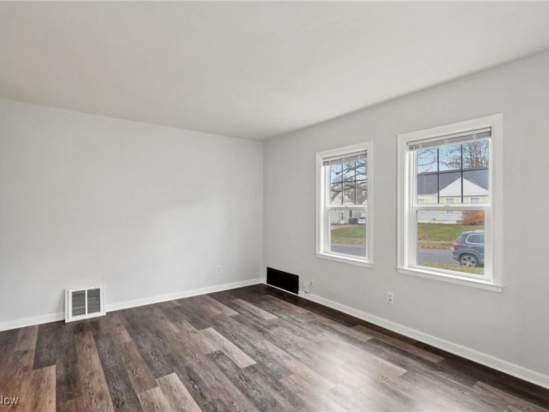 244 E Catawba Avenue, Akron, OH 44301 Photo 11