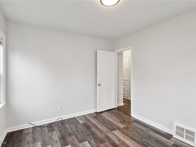 244 E Catawba Avenue, Akron, OH 44301 Photo 20