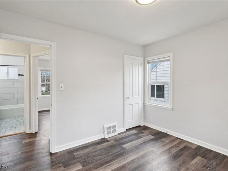 244 E Catawba Avenue, Akron, OH 44301 Photo 21