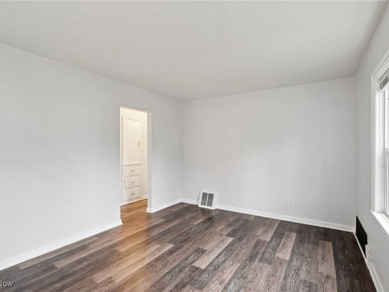 244 E Catawba Avenue, Akron, OH 44301 Photo 22