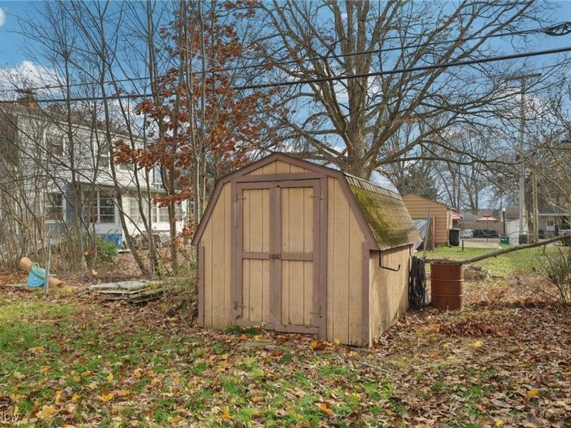 244 E Catawba Avenue, Akron, OH 44301 Photo 34