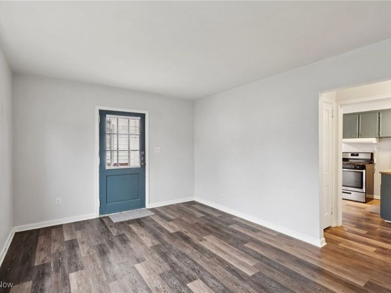 244 E Catawba Avenue, Akron, OH 44301 Photo 4