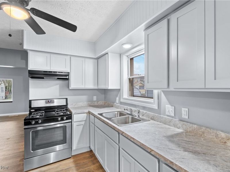 1304 Kellogg Avenue, Akron, OH 44314 Photo 10