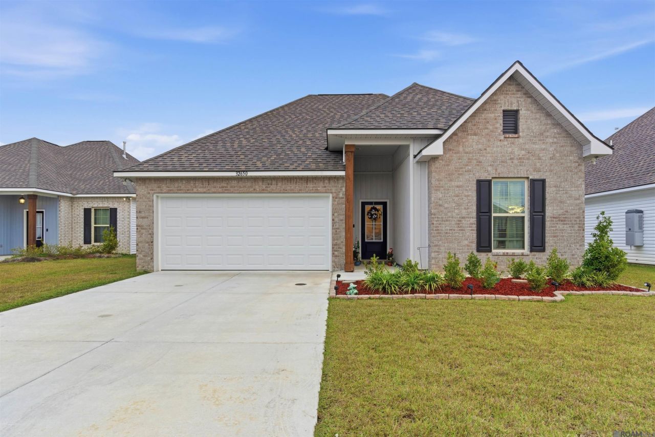 32650 Flower Tree Ct, Walker, LA 70785 Main Photo