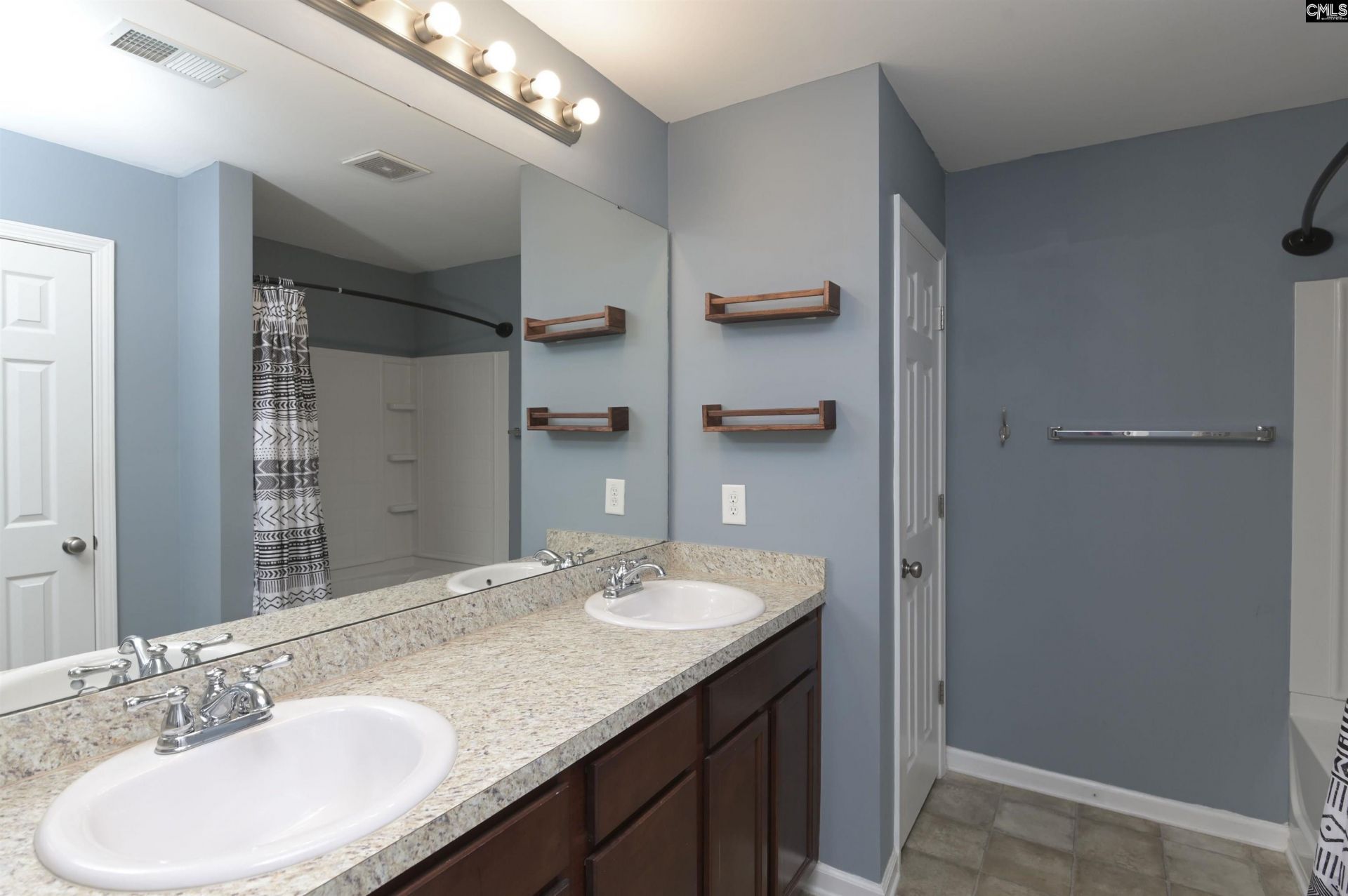 116 Chesterton Drive Photo 32