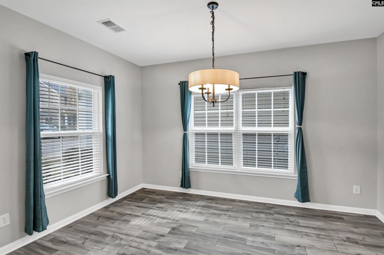 116 Chesterton Drive Photo 8