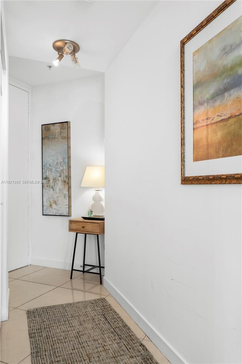 1111 SW 1st Ave, Unit 2925-N, Miami, FL 33130 Photo