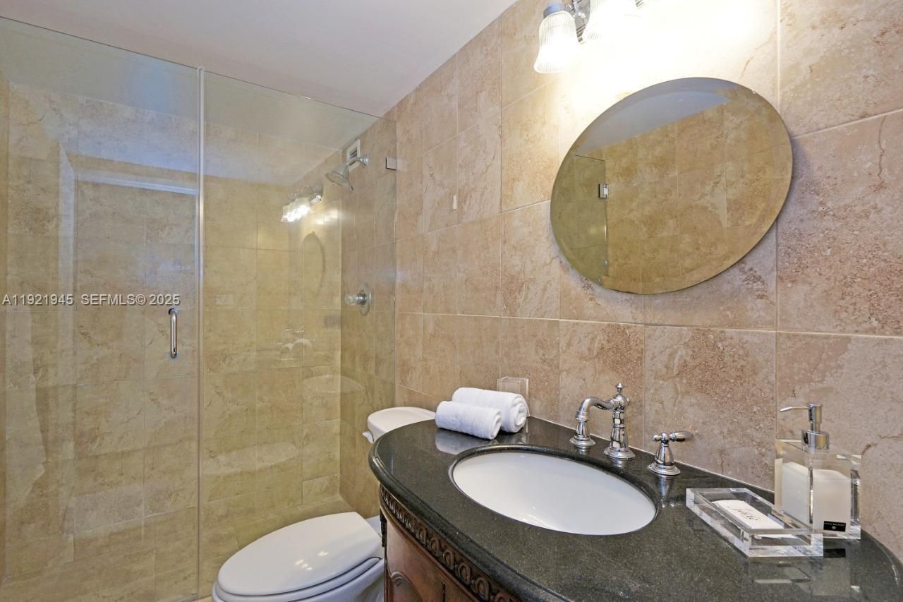 5601 Collins Ave, Unit 1516, Miami Beach, FL 33140 Photo