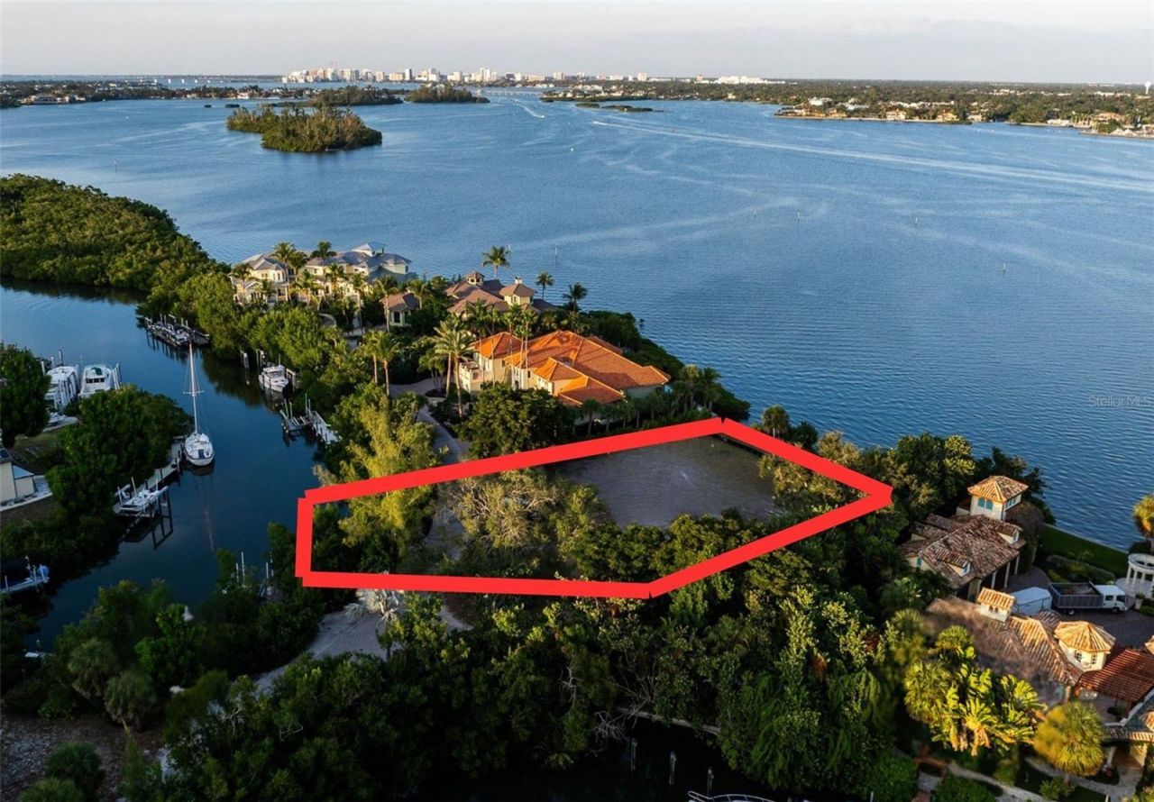 1290 Hidden Harbor Way, Sarasota, FL 34242 Photo