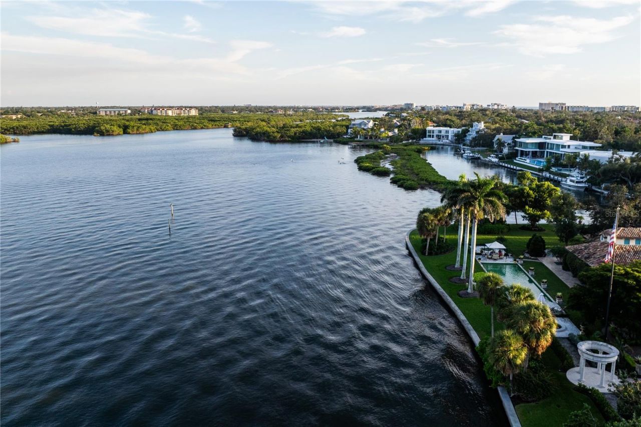 1290 Hidden Harbor Way, Sarasota, FL 34242 Photo