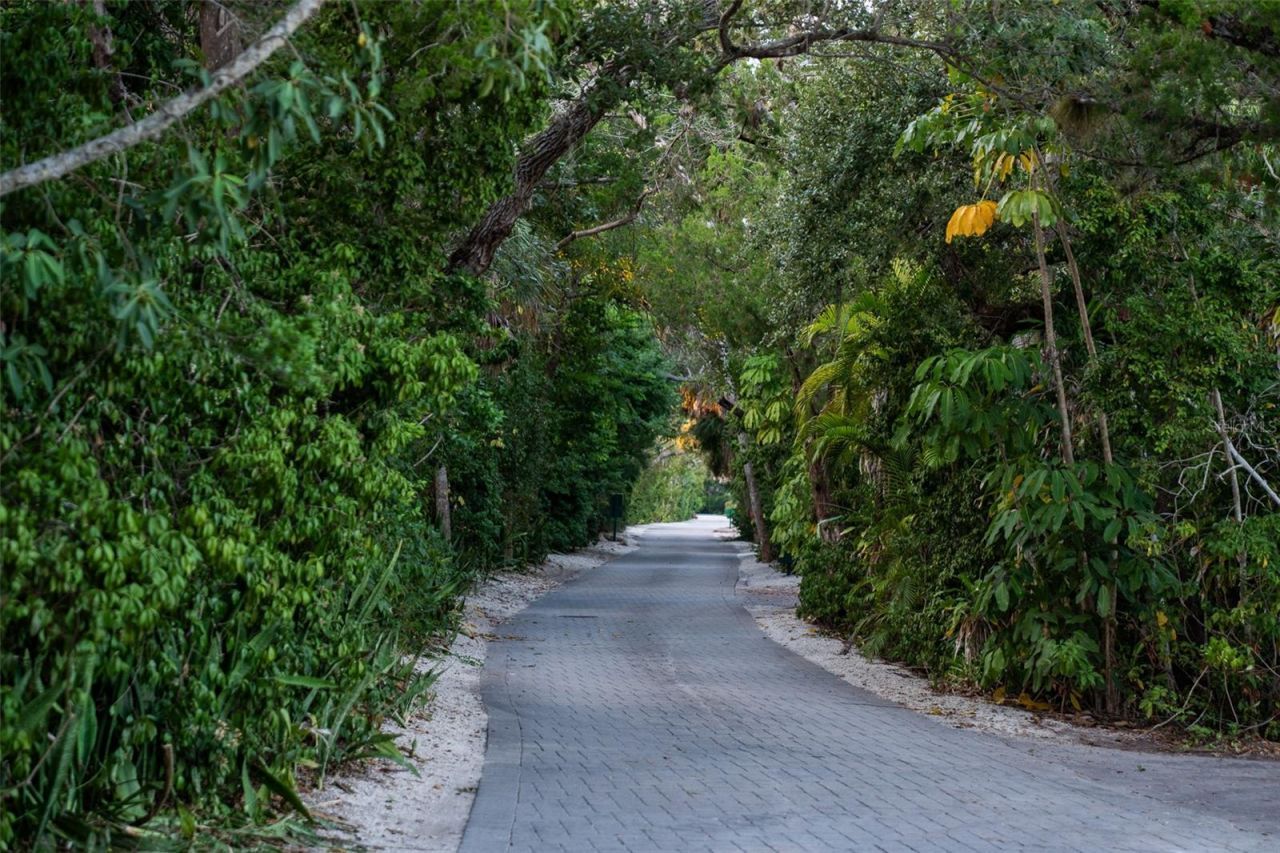 1290 Hidden Harbor Way, Sarasota, FL 34242 Photo