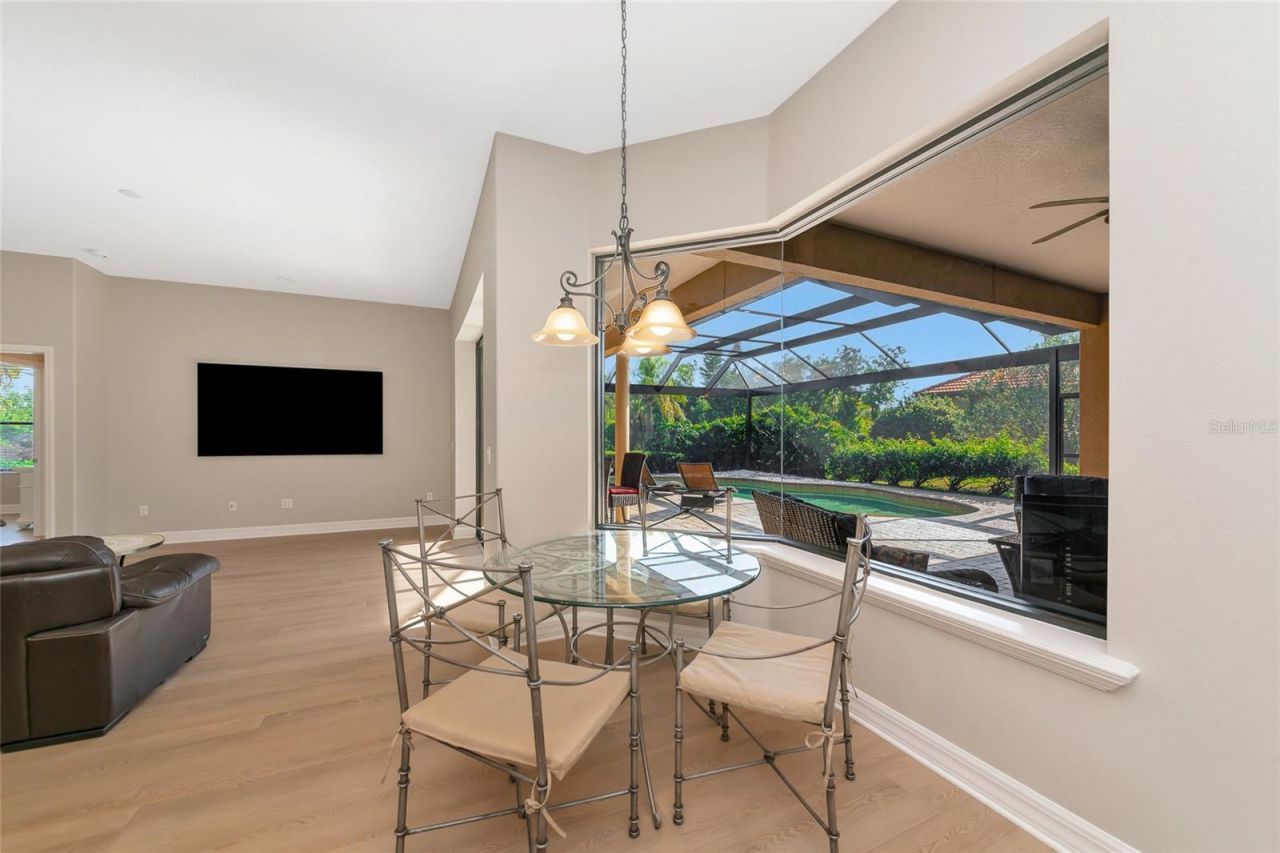 501 169th Court Ne, Bradenton, FL 34212 Photo