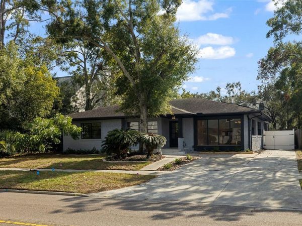 3406 W SWANN AVENUE, TAMPA, FL 33609