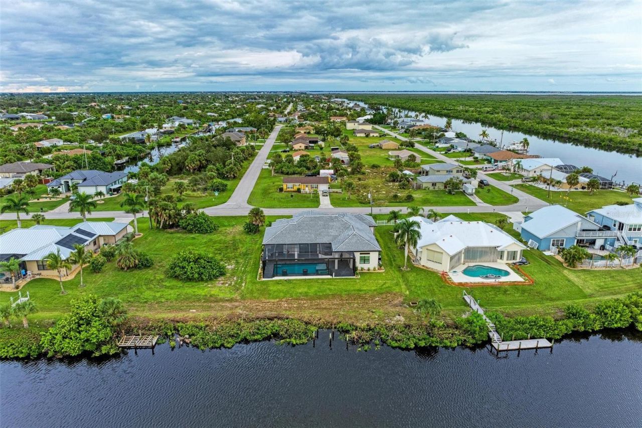 5179 Collingswood Blvd, Port Charlotte, FL 33948 Photo