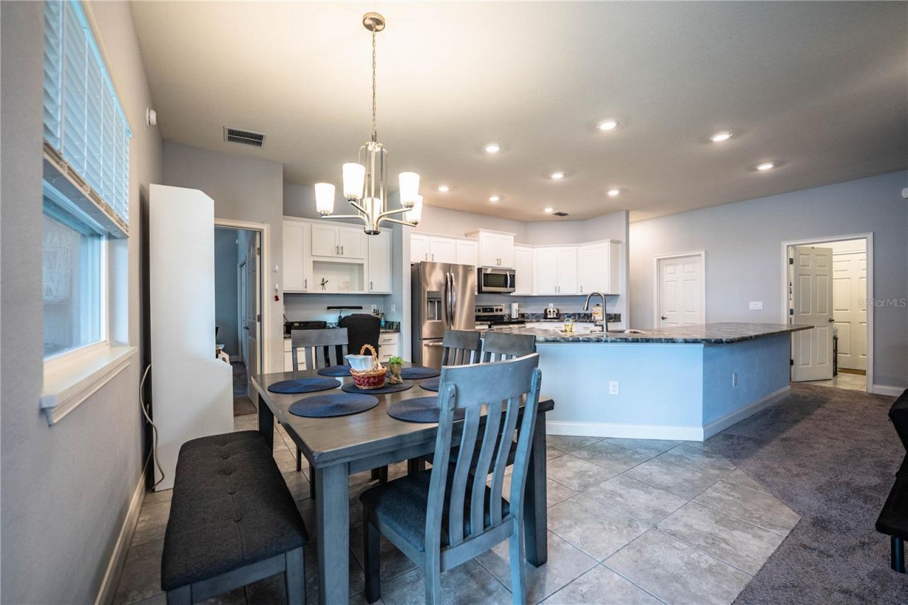 261 Walkers Point Drive, Auburndale, FL 33823 Photo