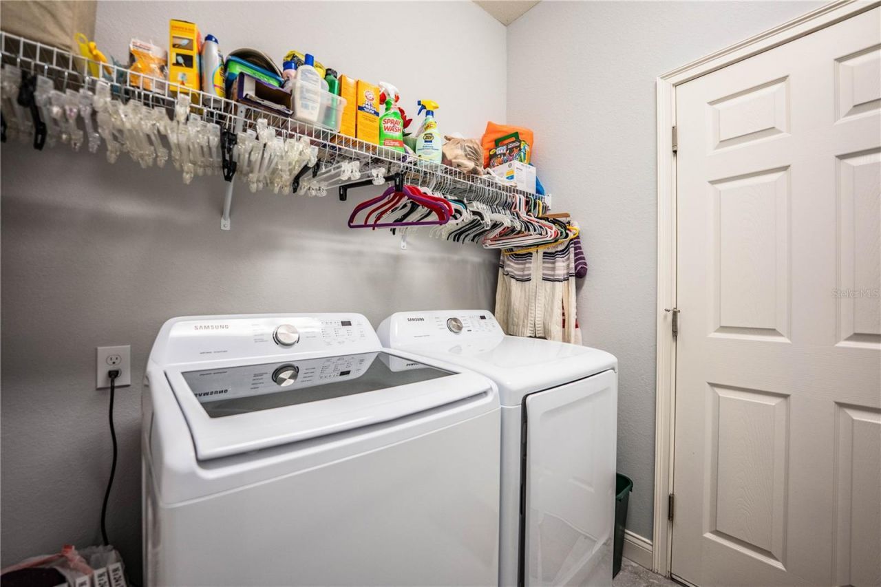 261 Walkers Point Drive, Auburndale, FL 33823 Photo