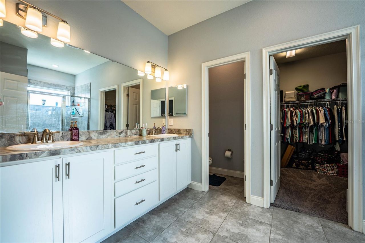 261 Walkers Point Drive, Auburndale, FL 33823 Photo