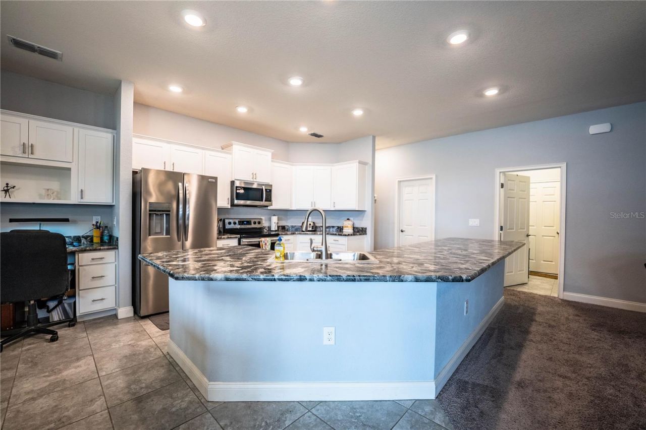 261 Walkers Point Drive, Auburndale, FL 33823 Photo