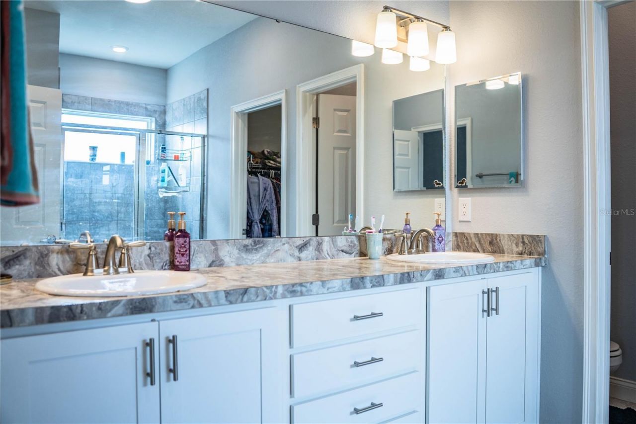 261 Walkers Point Drive, Auburndale, FL 33823 Photo