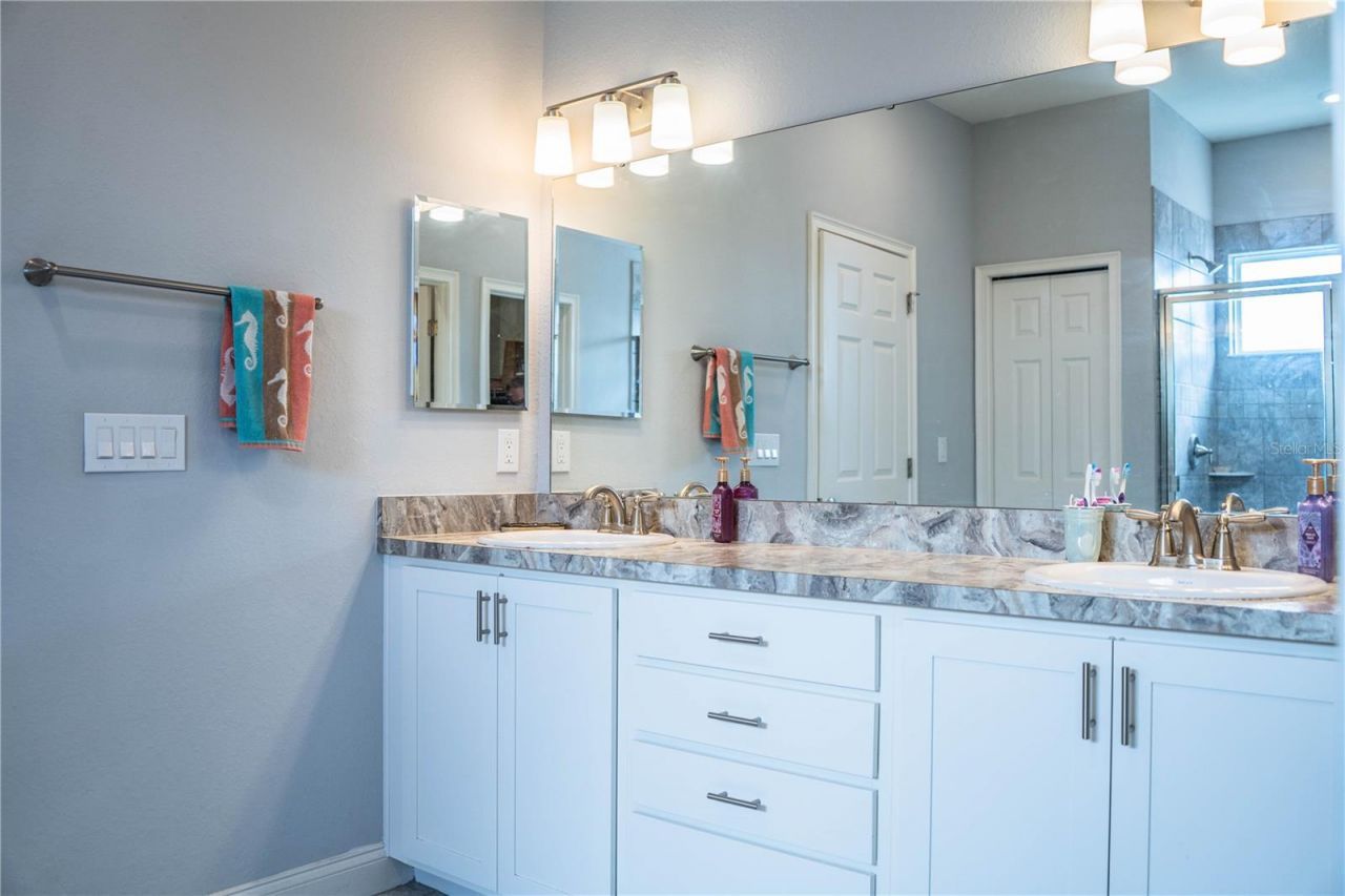 261 Walkers Point Drive, Auburndale, FL 33823 Photo