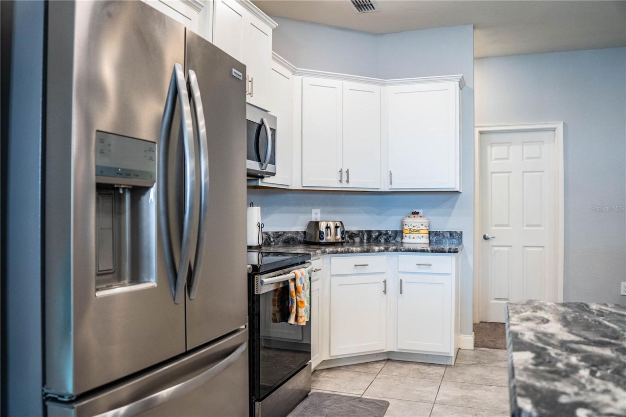 261 Walkers Point Drive, Auburndale, FL 33823 Photo