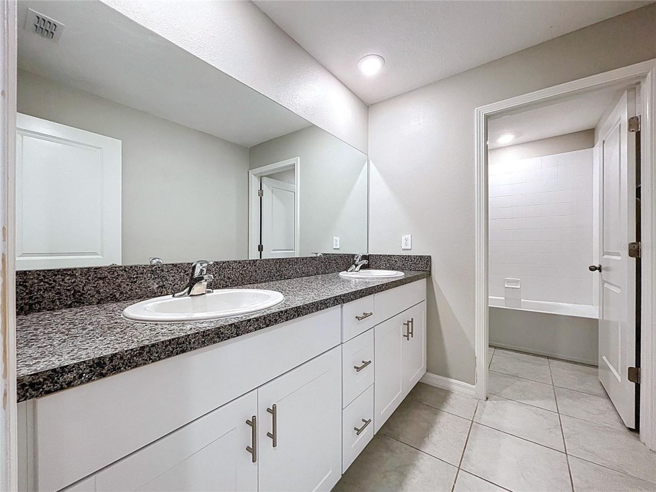 6822 King Creek Drive, Sun City Center, FL 33573 Photo