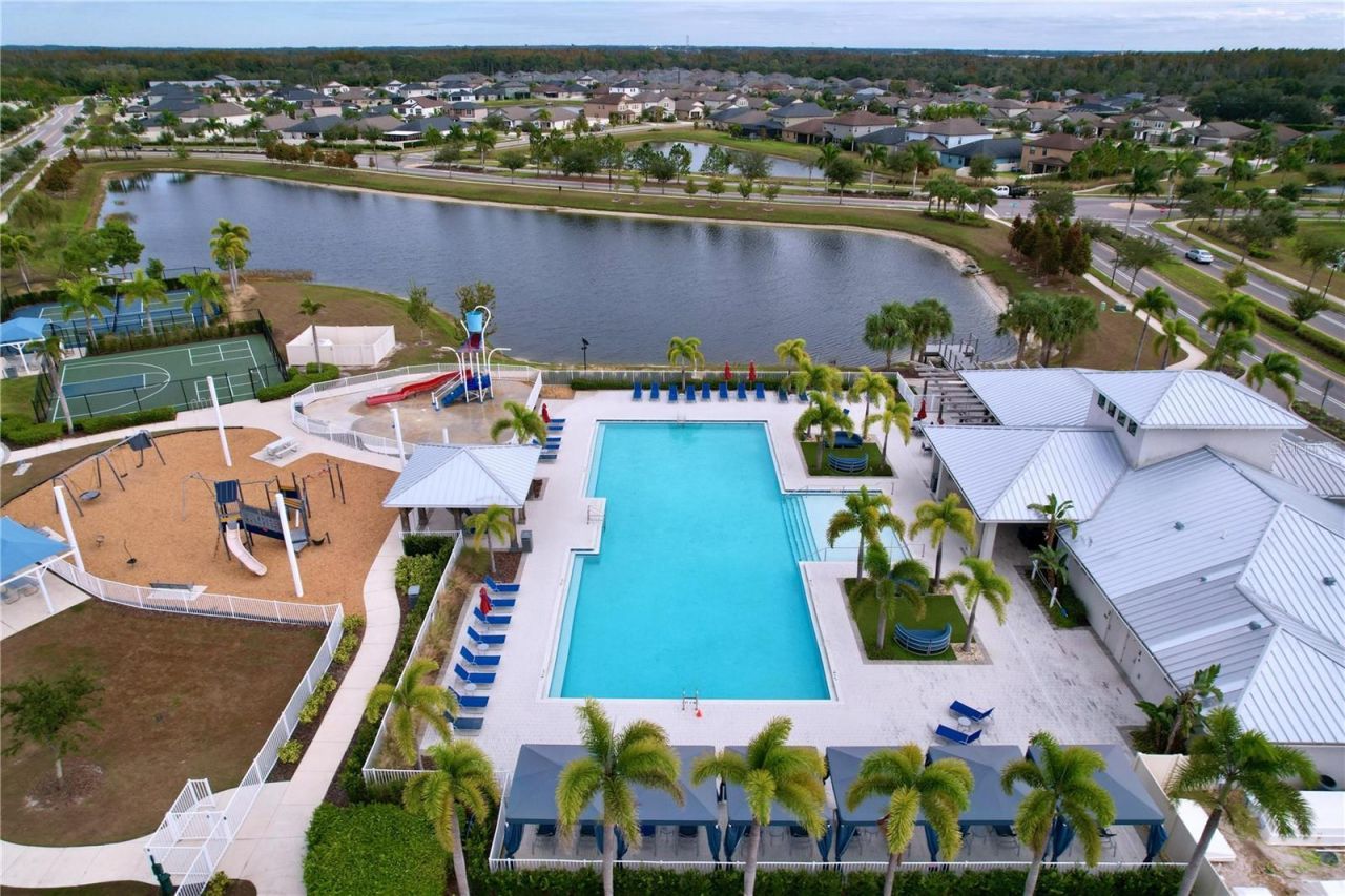 6822 King Creek Drive, Sun City Center, FL 33573 Photo