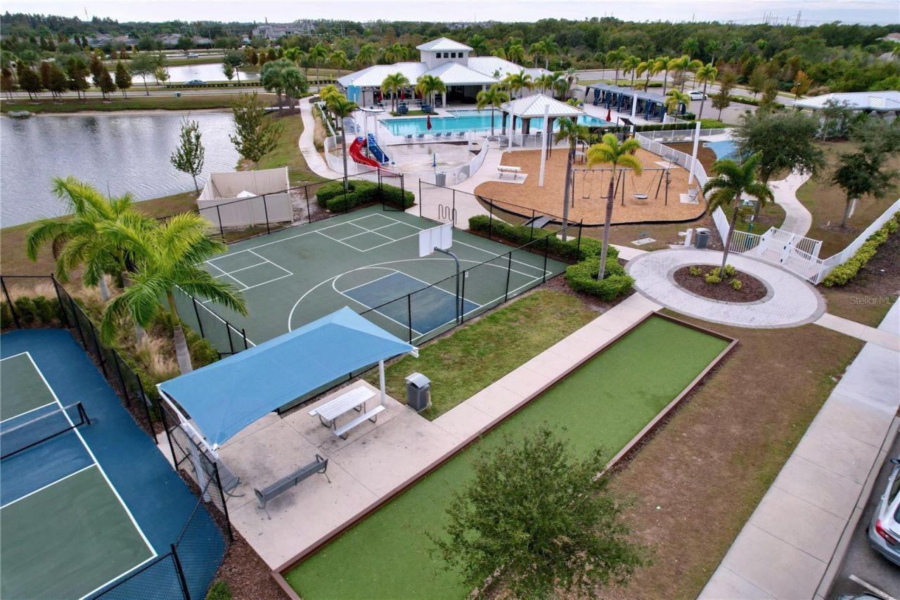 6822 King Creek Drive, Sun City Center, FL 33573 Photo