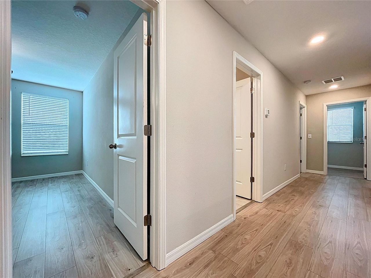 6822 King Creek Drive, Sun City Center, FL 33573 Photo