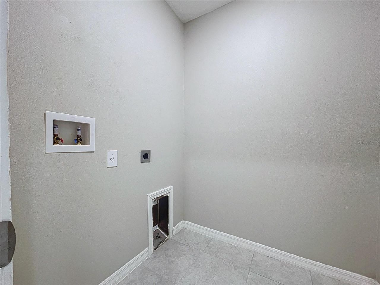 6822 King Creek Drive, Sun City Center, FL 33573 Photo