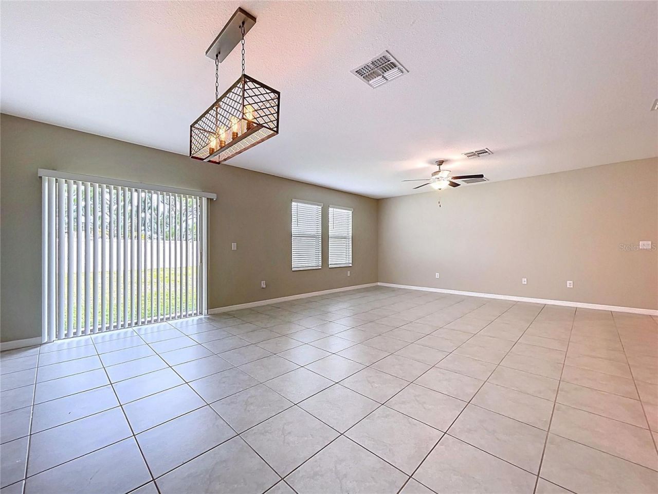 6822 King Creek Drive, Sun City Center, FL 33573 Photo