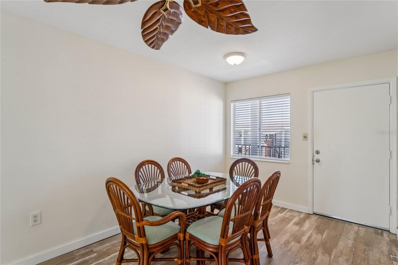 5873 Palm Lane, Unit B33, Bradenton, FL 34207 Photo