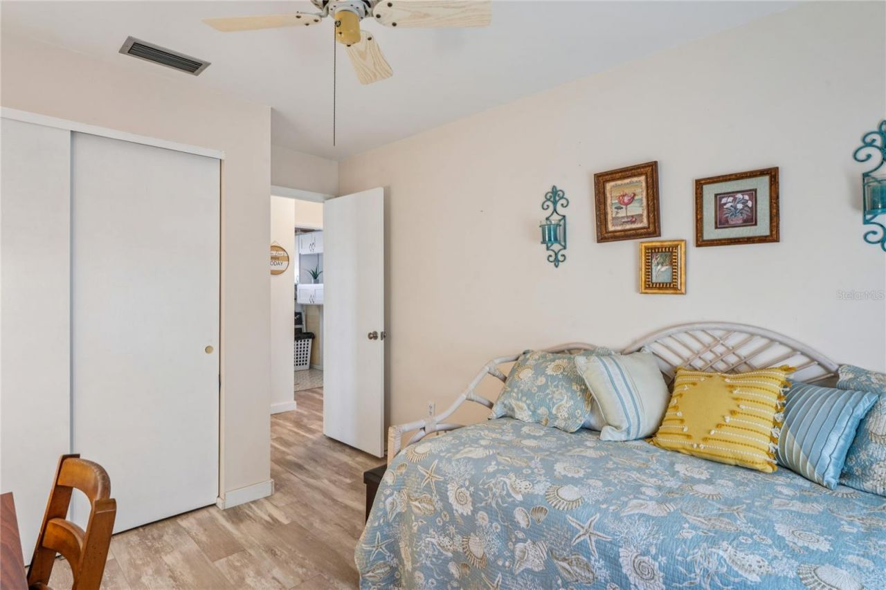 5873 Palm Lane, Unit B33, Bradenton, FL 34207 Photo
