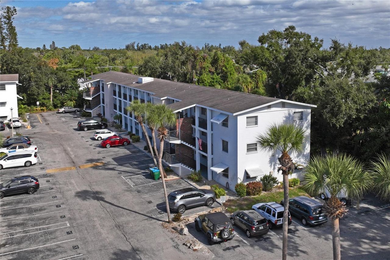 5873 Palm Lane, Unit B33, Bradenton, FL 34207 Photo