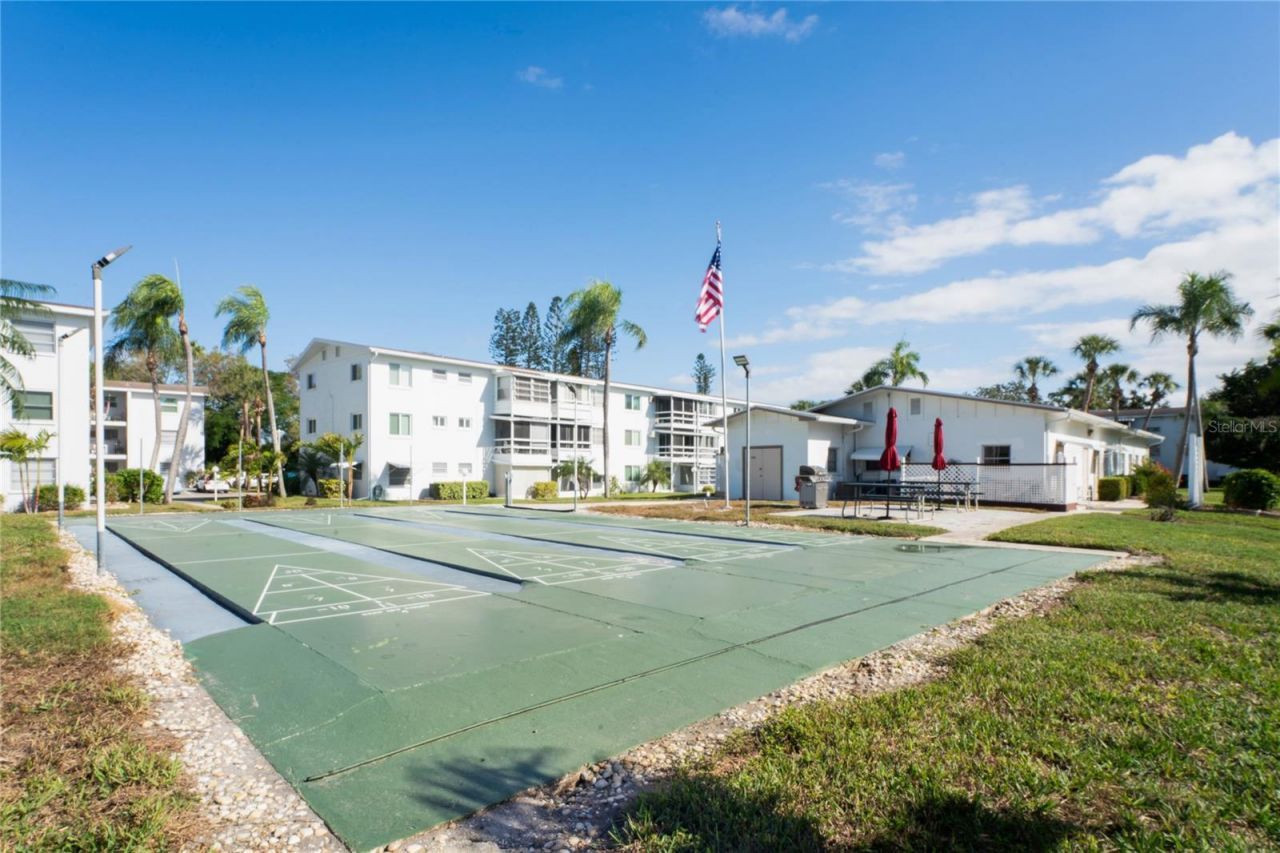 5873 Palm Lane, Unit B33, Bradenton, FL 34207 Photo