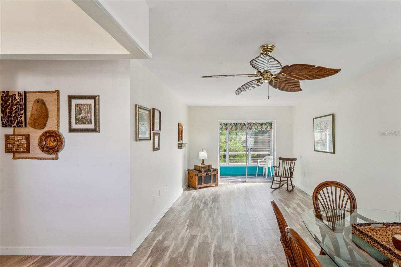 5873 Palm Lane, Unit B33, Bradenton, FL 34207 Photo