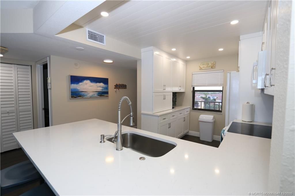 7380 S Ocean Drive, Unit 621, Jensen Beach, FL 34957 Photo